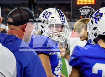 Thumbnail 2 in Poth vs Gunter (UIL 3A  D2 Final) photogallery.