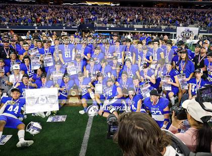 Thumbnail 1 in Poth vs Gunter (UIL 3A  D2 Final) photogallery.