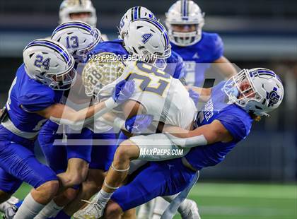 Thumbnail 1 in Poth vs Gunter (UIL 3A  D2 Final) photogallery.