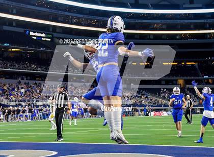 Thumbnail 3 in Poth vs Gunter (UIL 3A  D2 Final) photogallery.