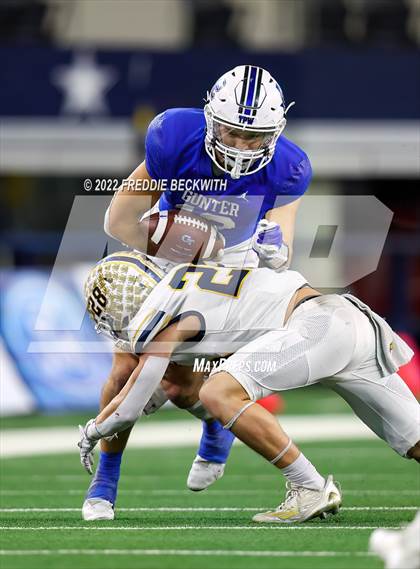 Thumbnail 2 in Poth vs Gunter (UIL 3A  D2 Final) photogallery.