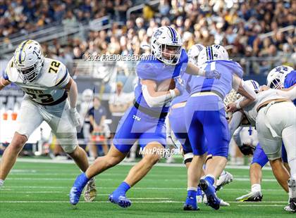 Thumbnail 2 in Poth vs Gunter (UIL 3A  D2 Final) photogallery.