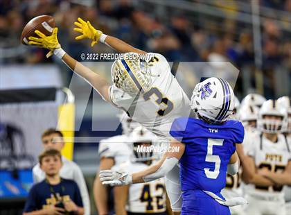 Thumbnail 3 in Poth vs Gunter (UIL 3A  D2 Final) photogallery.