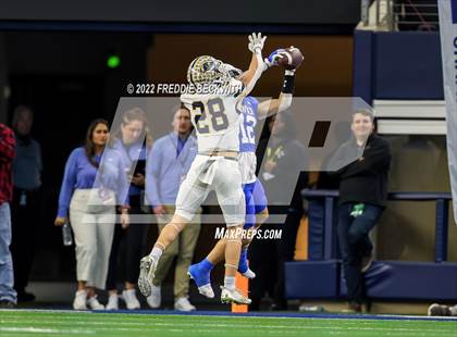 Thumbnail 2 in Poth vs Gunter (UIL 3A  D2 Final) photogallery.