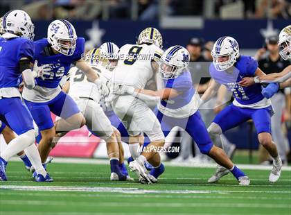 Thumbnail 3 in Poth vs Gunter (UIL 3A  D2 Final) photogallery.