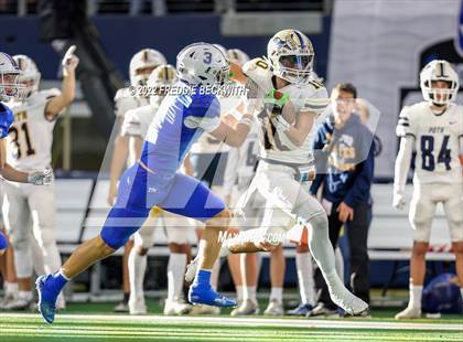 Thumbnail 1 in Poth vs Gunter (UIL 3A  D2 Final) photogallery.