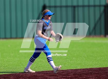 Thumbnail 2 in Deer Creek @ Mustang photogallery.