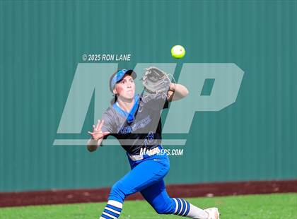 Thumbnail 3 in Deer Creek @ Mustang photogallery.