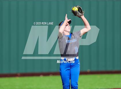 Thumbnail 2 in Deer Creek @ Mustang photogallery.