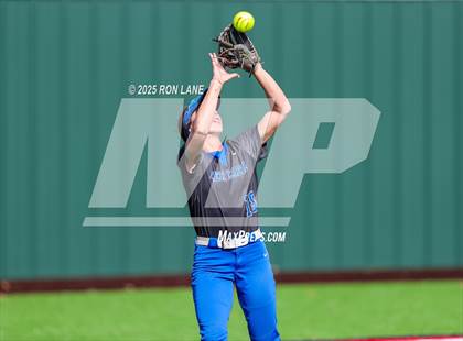 Thumbnail 1 in Deer Creek @ Mustang photogallery.