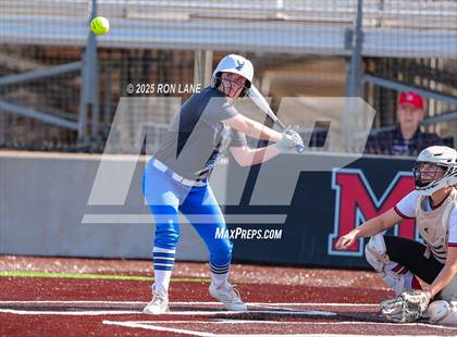 Thumbnail 3 in Deer Creek @ Mustang photogallery.