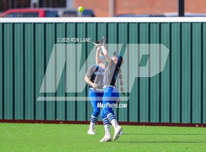Thumbnail 2 in Deer Creek @ Mustang photogallery.
