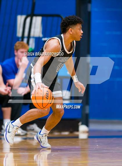 Thumbnail 2 in Carmel Christian vs. Marvin Ridge (Phenom Lakesgiving) photogallery.