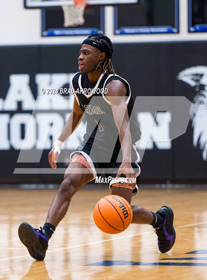 Thumbnail 3 in Carmel Christian vs. Marvin Ridge (Phenom Lakesgiving) photogallery.