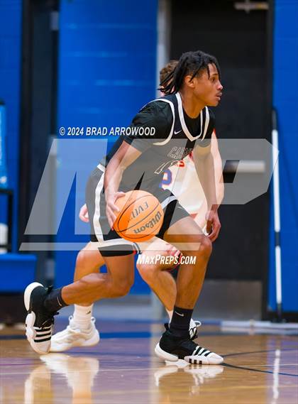 Thumbnail 2 in Carmel Christian vs. Marvin Ridge (Phenom Lakesgiving) photogallery.