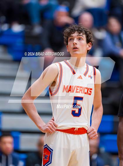 Thumbnail 2 in Carmel Christian vs. Marvin Ridge (Phenom Lakesgiving) photogallery.