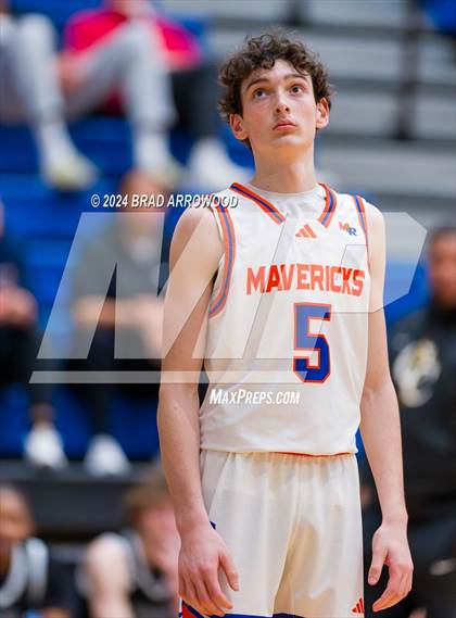 Thumbnail 1 in Carmel Christian vs. Marvin Ridge (Phenom Lakesgiving) photogallery.