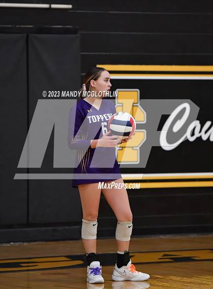 Thumbnail 1 in Mt. Pulaski @ Illini Central photogallery.