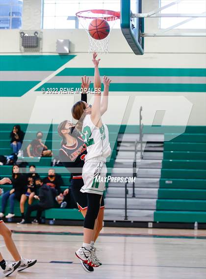 Thumbnail 1 in Lincoln vs Eagle Rock photogallery.