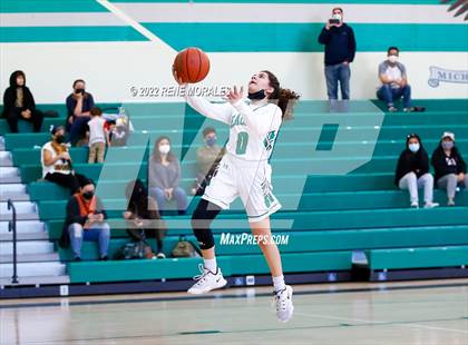 Thumbnail 1 in Lincoln vs Eagle Rock photogallery.