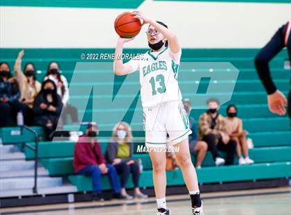 Thumbnail 3 in Lincoln vs Eagle Rock photogallery.