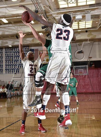 Thumbnail 3 in Modesto Christian vs. St. Mary's (Father Barry Christmas Classic) photogallery.