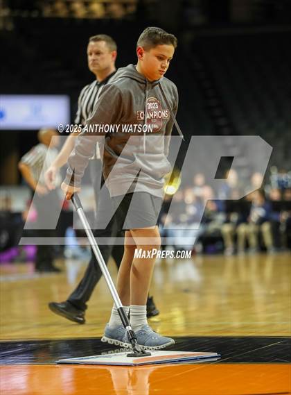 Thumbnail 3 in Whitehall vs. Pocono Mountain West photogallery.
