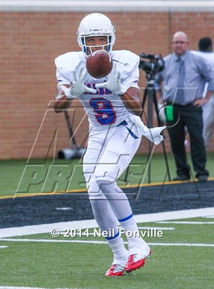 Thumbnail 2 in Guyer vs. Allen photogallery.