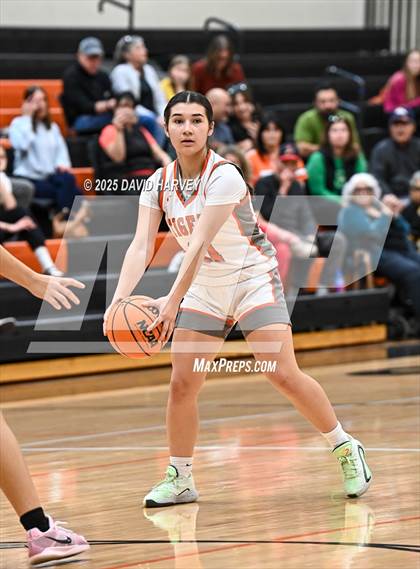 Thumbnail 2 in D'Evelyn @ Lakewood photogallery.