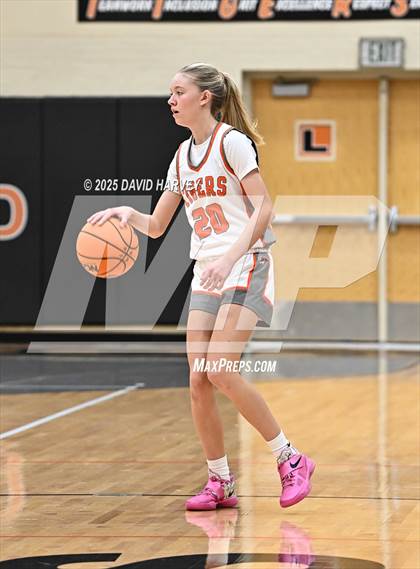 Thumbnail 2 in D'Evelyn @ Lakewood photogallery.