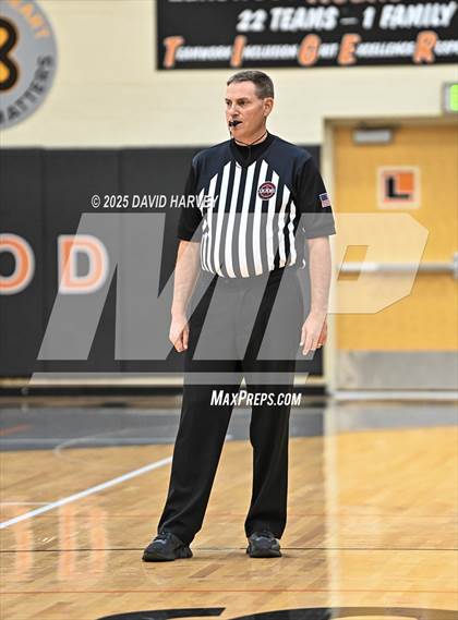 Thumbnail 1 in D'Evelyn @ Lakewood photogallery.