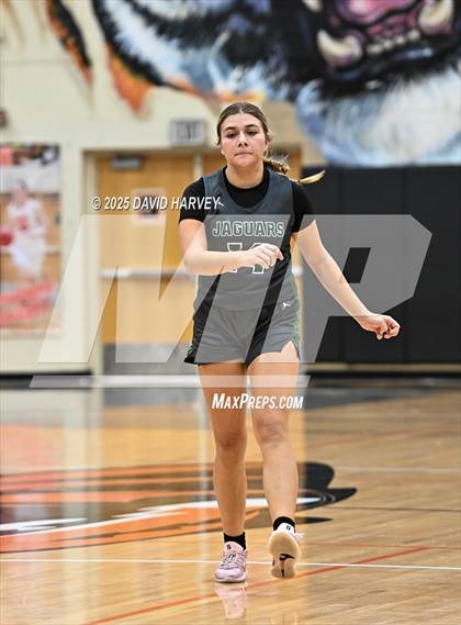 Thumbnail 2 in D'Evelyn @ Lakewood photogallery.