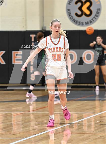 Thumbnail 2 in D'Evelyn @ Lakewood photogallery.