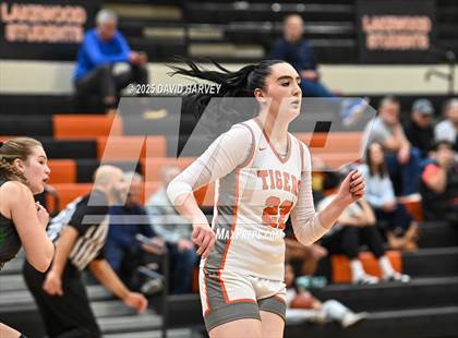 Thumbnail 2 in D'Evelyn @ Lakewood photogallery.