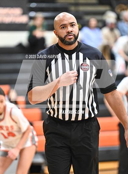 Thumbnail 1 in D'Evelyn @ Lakewood photogallery.