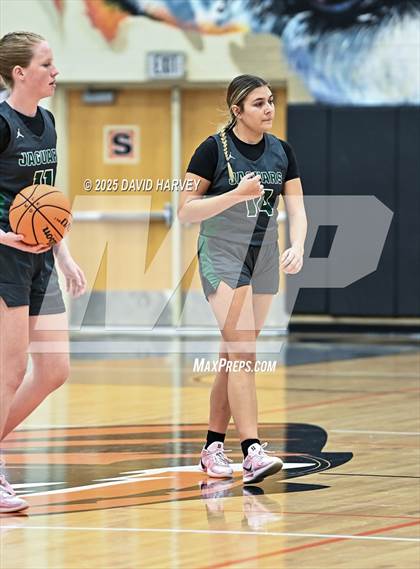 Thumbnail 2 in D'Evelyn @ Lakewood photogallery.