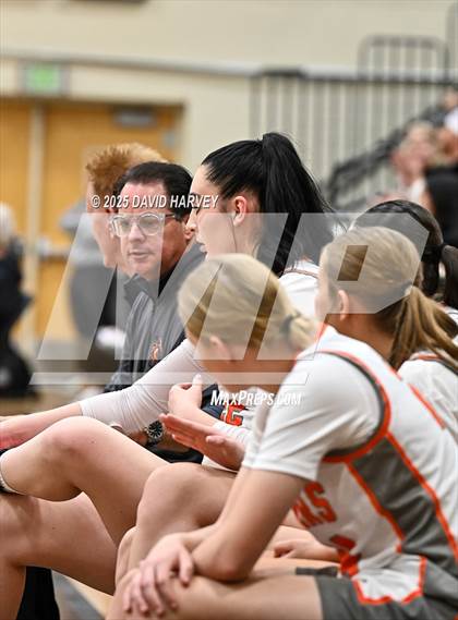 Thumbnail 3 in D'Evelyn @ Lakewood photogallery.