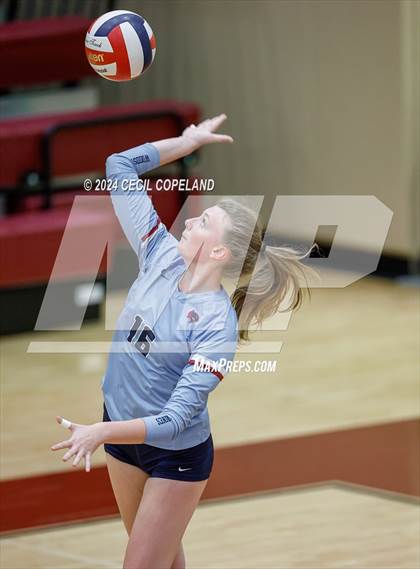 Thumbnail 3 in Woodstock @ Lassiter photogallery.