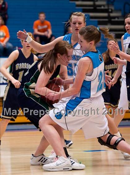 Thumbnail 3 in Snow Canyon vs Sky View (Utah 4A Quarterfinal) photogallery.