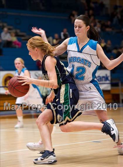 Thumbnail 2 in Snow Canyon vs Sky View (Utah 4A Quarterfinal) photogallery.