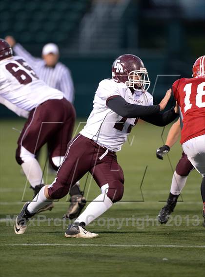 Thumbnail 2 in Caledonia-Mumford vs. Red Jacket (Section 5 Class DD Final) photogallery.