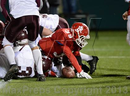 Thumbnail 3 in Caledonia-Mumford vs. Red Jacket (Section 5 Class DD Final) photogallery.