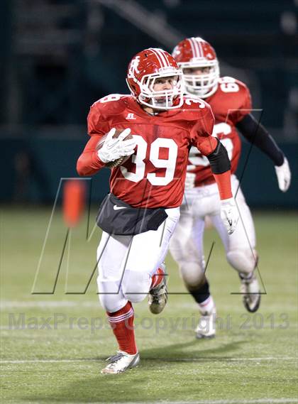 Thumbnail 1 in Caledonia-Mumford vs. Red Jacket (Section 5 Class DD Final) photogallery.