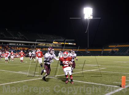 Thumbnail 3 in Caledonia-Mumford vs. Red Jacket (Section 5 Class DD Final) photogallery.
