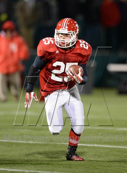 Thumbnail 2 in Caledonia-Mumford vs. Red Jacket (Section 5 Class DD Final) photogallery.