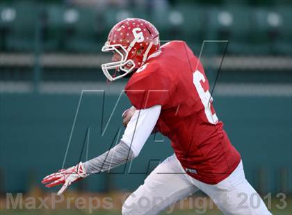 Thumbnail 2 in Caledonia-Mumford vs. Red Jacket (Section 5 Class DD Final) photogallery.