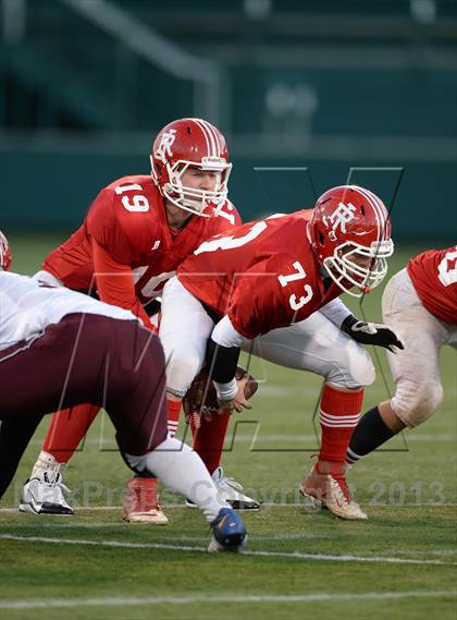 Thumbnail 1 in Caledonia-Mumford vs. Red Jacket (Section 5 Class DD Final) photogallery.