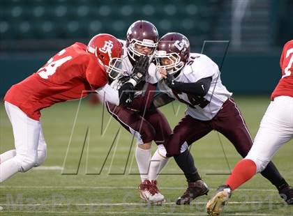 Thumbnail 2 in Caledonia-Mumford vs. Red Jacket (Section 5 Class DD Final) photogallery.