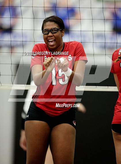 Thumbnail 3 in Braswell vs Guyer photogallery.