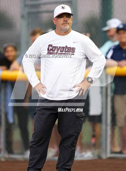 Thumbnail 3 in Lone Star vs. Heritage (UIL 5A Regional Final) photogallery.